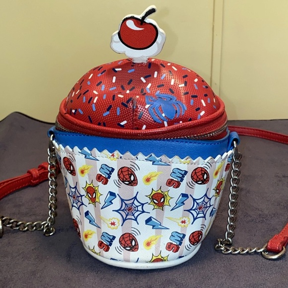 Danielle Nicole Marvel Spider‑Man “Cupcake” Crossbody Purse (Universal Studios) - Picture 1 of 4